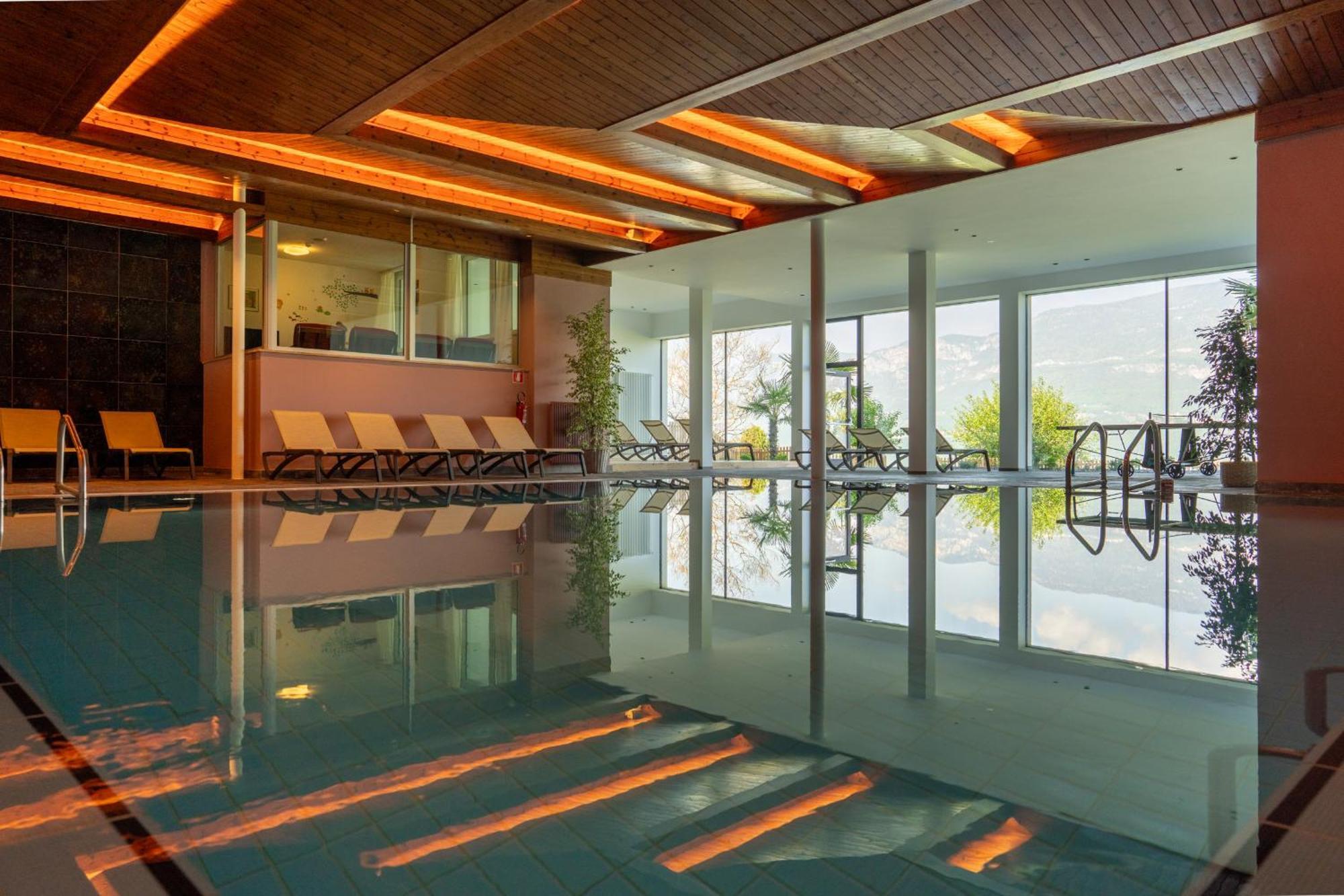 Hotel Tenz 2025 Montagna Ngoại thất bức ảnh