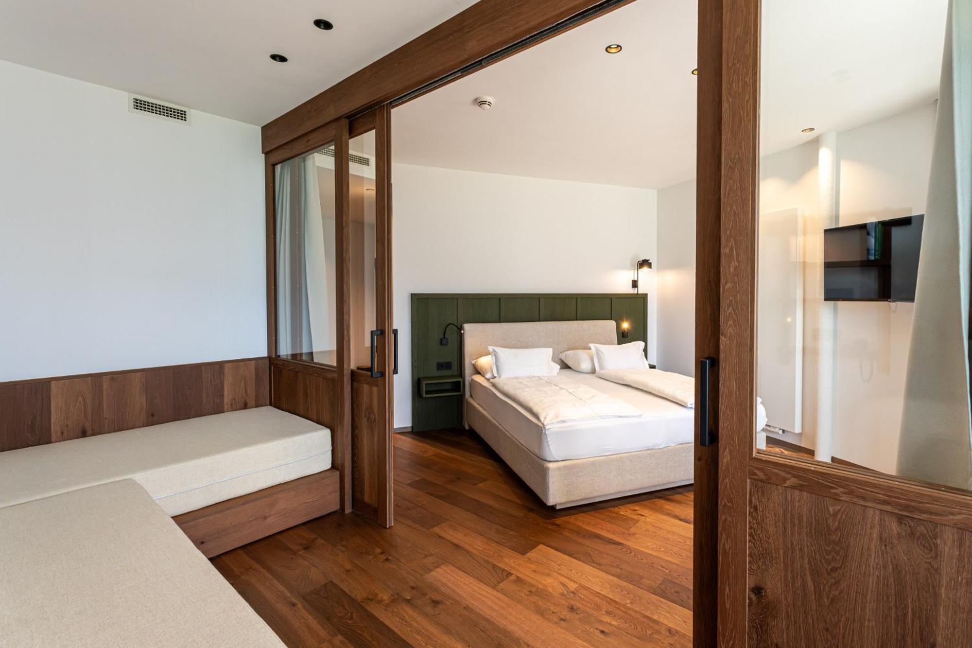 Hotel Tenz 2025 Montagna Ngoại thất bức ảnh