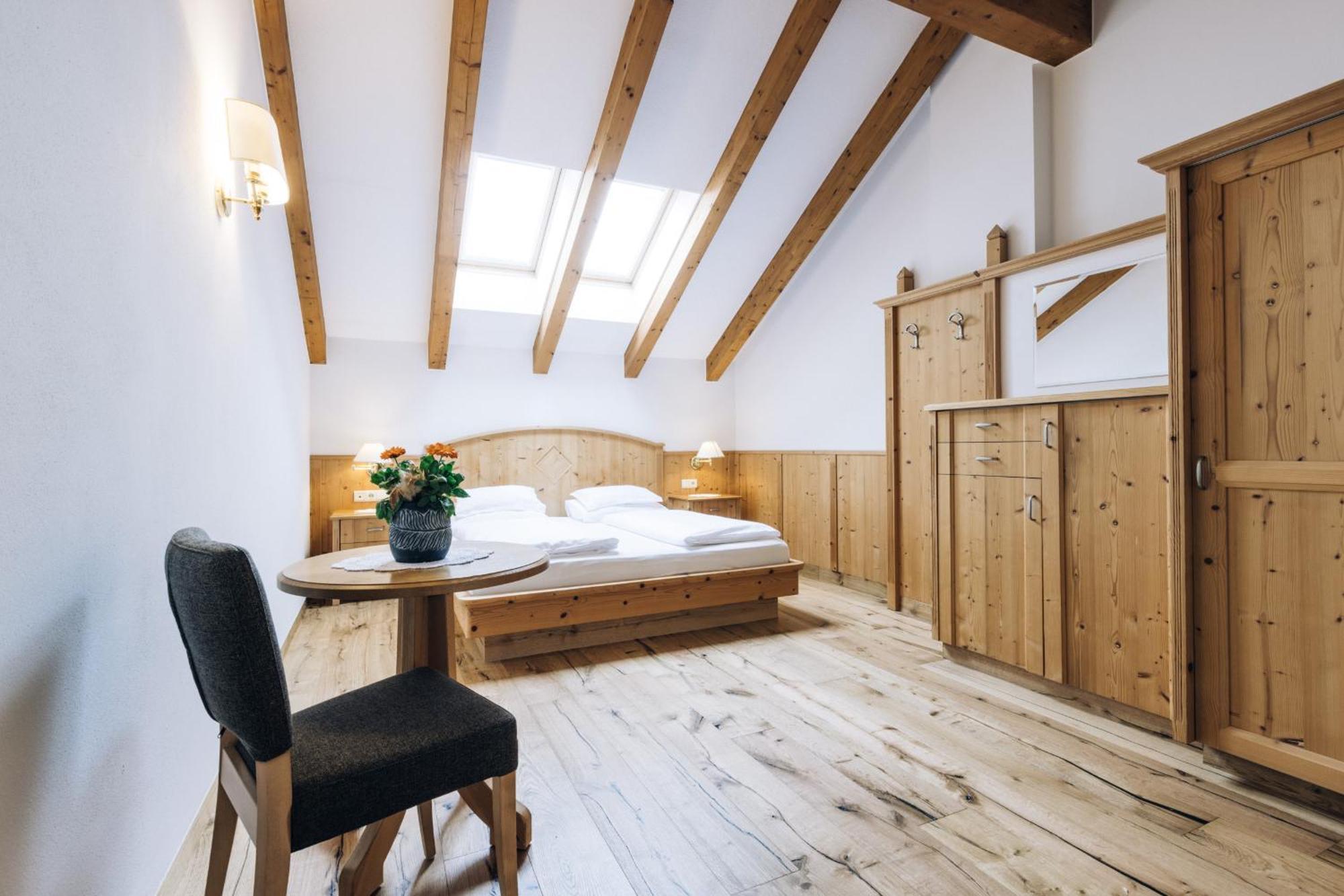 Hotel Tenz 2025 Montagna Ngoại thất bức ảnh